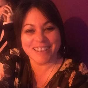 Meet your Posher, Pina